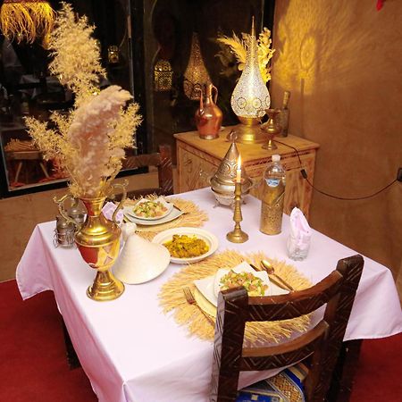 Young Luxury Camp Merzouga Exterior foto