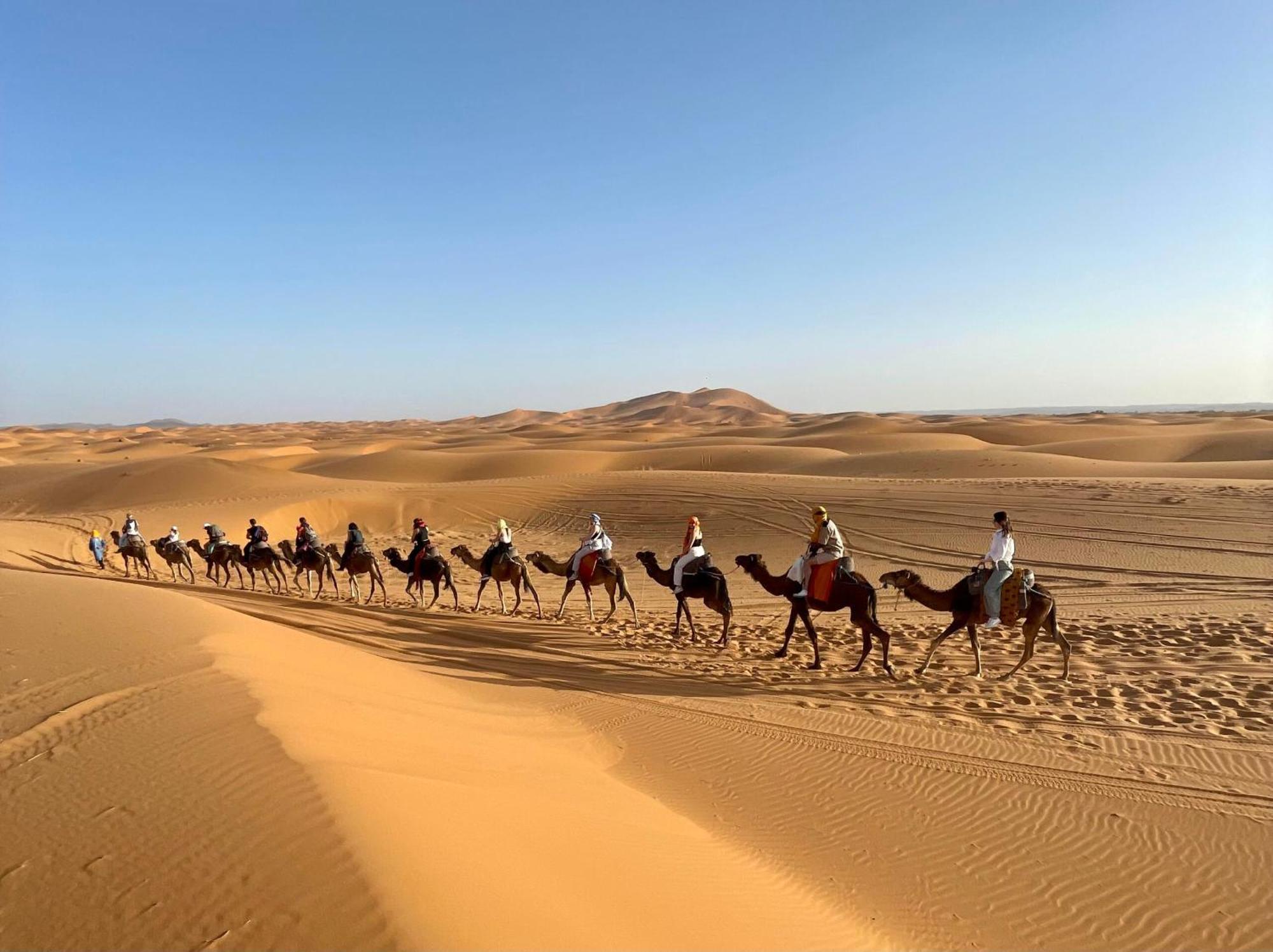 Young Luxury Camp Merzouga Exterior foto